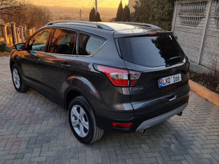 Ford Kuga foto 5