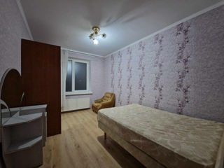 Apartament cu 2 camere, 62 m², Buiucani, Chișinău foto 4