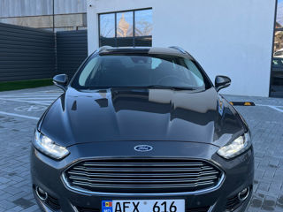 Ford Mondeo foto 2