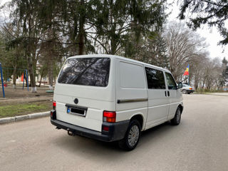 Volkswagen Transporter foto 4