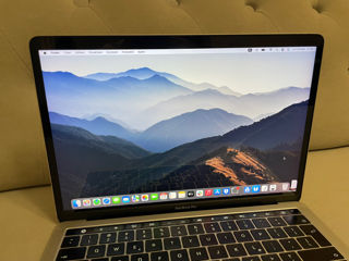 MacBook Pro 13-inch, 2017, Touch-Bar 256gb foto 7