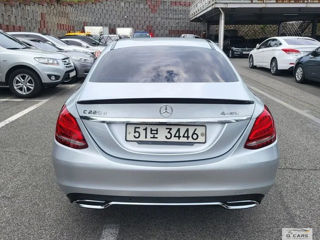 Mercedes C-Class foto 5