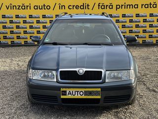 Skoda Octavia foto 3