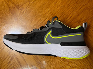 Nike Running Shoe React Miler 2 foto 3
