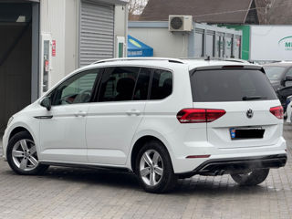 Volkswagen Touran foto 4