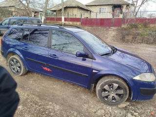 Renault Megane foto 2