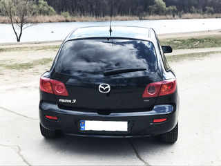 Mazda 3 foto 2