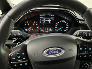 Ford Fiesta foto 7