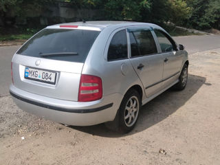 Skoda Fabia foto 2