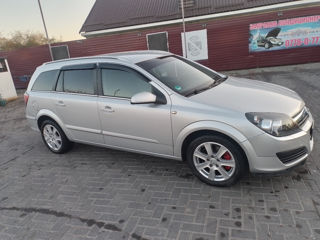 Opel Astra foto 2