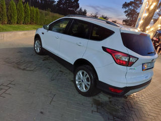 Ford Kuga foto 9