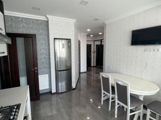 Apartament cu 2 camere, 65 m², Buiucani, Chișinău foto 4