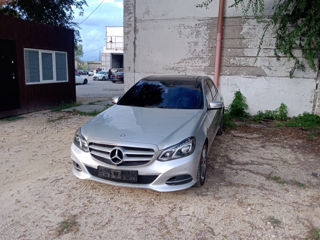 Mercedes E-Class foto 2