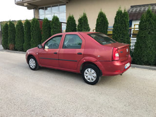 Dacia Logan foto 3