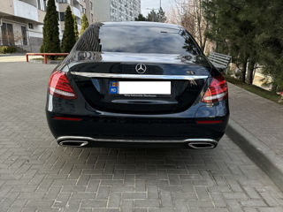 Mercedes E-Class foto 5