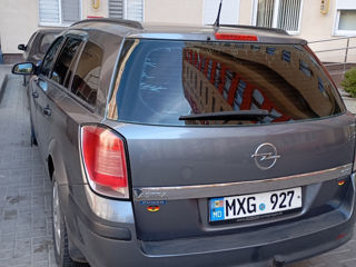 Opel Astra foto 4