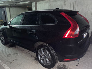 Volvo XC60 foto 1