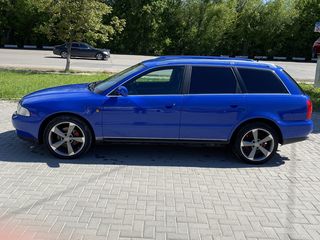 Audi A4 foto 1