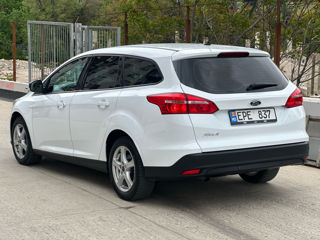 Ford Focus foto 10