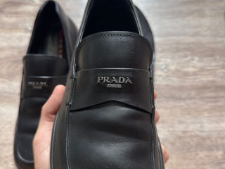 Prada Brushed Leather Loafers foto 4