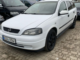 Opel Astra foto 2