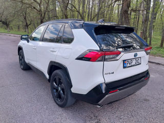 Toyota Rav 4 foto 4