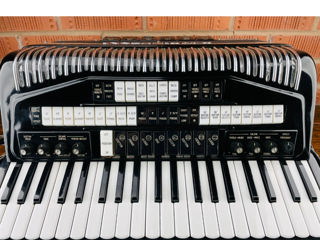 Crucianelli Magic Vox S Midi Electronic & Acoustic Accordion 120 Bass 6 Register 1500€ фото 3