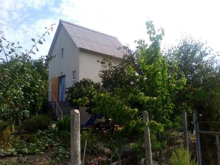 Продается дом-дача 14км от Кишинева возле Флорень foto 2