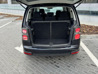 Volkswagen Touran foto 6