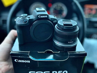Canon EOS r50 foto 1