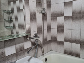 Apartament cu 2 camere, 53 m², Botanica, Chișinău foto 8