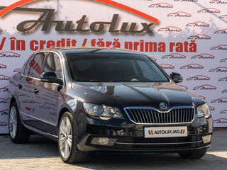 Skoda Superb foto 1