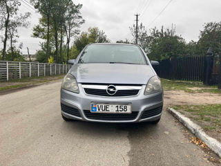 Opel Zafira foto 3