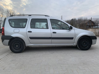 Dacia Logan foto 3