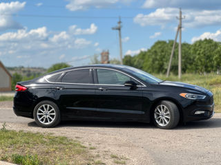 Ford Fusion foto 3