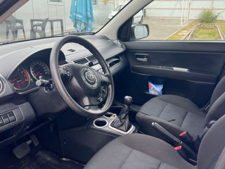 Mazda 2 foto 6