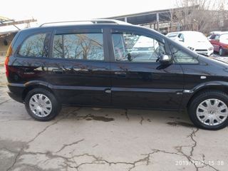 Opel Zafira foto 5