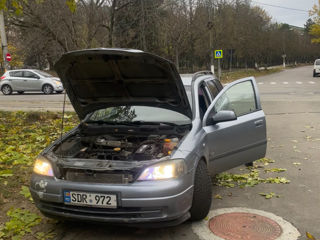 Opel Astra foto 2