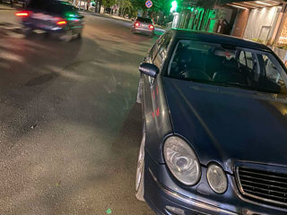 Mercedes E-Class foto 4