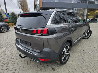 Peugeot 5008 foto 6