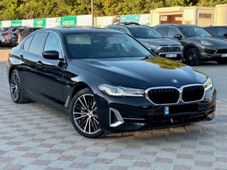 BMW 5 Series foto 5