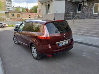 Renault Grand Scenic foto 9