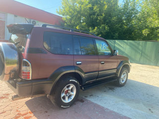 Toyota Land Cruiser Prado foto 8