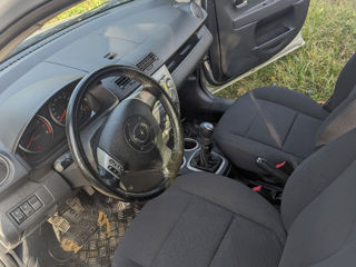 Mazda 2 foto 6