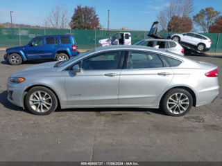 Ford Fusion foto 13