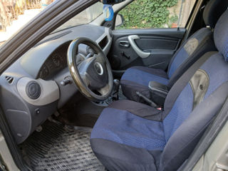 Dacia Logan foto 6