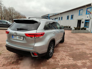 Toyota Highlander foto 9