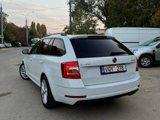 Skoda Octavia foto 4