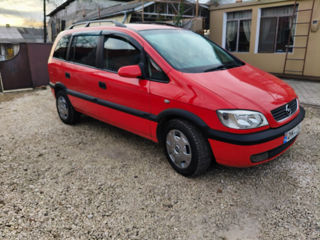 Opel Zafira foto 3