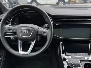 Audi Q7 foto 8